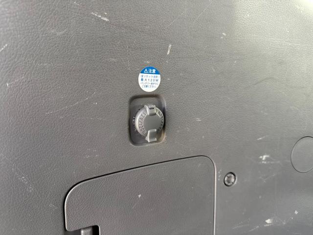 ヴォクシー トランス-X ライトキャンピングカー 車中泊しよう車 新品タープ 新品エアマット デッキボード デッキベッド 5人乗り4ナンバー登録可 HID ナビ 地デジテレビ DVDビデオ CD録音 ETC車載器 Wエアバッグ(12枚目)