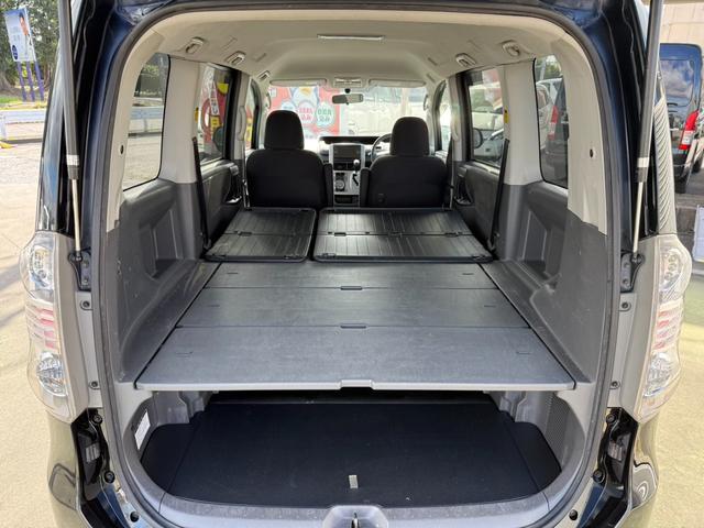 ヴォクシー トランス-X ライトキャンピングカー 車中泊しよう車 新品タープ 新品エアマット デッキボード デッキベッド 5人乗り4ナンバー登録可 HID ナビ 地デジテレビ DVDビデオ CD録音 ETC車載器 Wエアバッグ(13枚目)