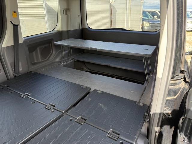 ヴォクシー トランス-X ライトキャンピングカー 車中泊しよう車 新品タープ 新品エアマット デッキボード デッキベッド 5人乗り4ナンバー登録可 HID ナビ 地デジテレビ DVDビデオ CD録音 ETC車載器 Wエアバッグ(15枚目)