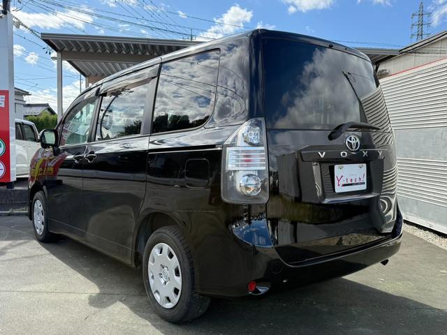 ヴォクシー トランス-X ライトキャンピングカー 車中泊しよう車 新品タープ 新品エアマット デッキボード デッキベッド 5人乗り4ナンバー登録可 HID ナビ 地デジテレビ DVDビデオ CD録音 ETC車載器 Wエアバッグ(33枚目)