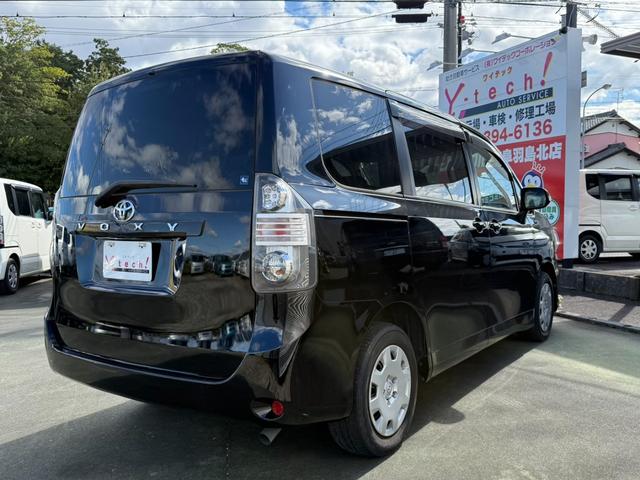 ヴォクシー トランス-X ライトキャンピングカー 車中泊しよう車 新品タープ 新品エアマット デッキボード デッキベッド 5人乗り4ナンバー登録可 HID ナビ 地デジテレビ DVDビデオ CD録音 ETC車載器 Wエアバッグ(34枚目)
