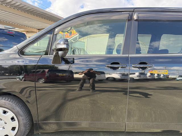 ヴォクシー トランス-X ライトキャンピングカー 車中泊しよう車 新品タープ 新品エアマット デッキボード デッキベッド 5人乗り4ナンバー登録可 HID ナビ 地デジテレビ DVDビデオ CD録音 ETC車載器 Wエアバッグ(42枚目)