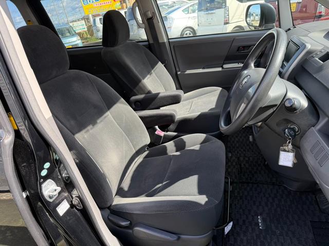 ヴォクシー トランス-X ライトキャンピングカー 車中泊しよう車 新品タープ 新品エアマット デッキボード デッキベッド 5人乗り4ナンバー登録可 HID ナビ 地デジテレビ DVDビデオ CD録音 ETC車載器 Wエアバッグ(58枚目)