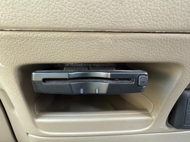 Ｎ－ＢＯＸ Ｇ・Ｌパッケージ　両側パワースライドドア　純正ナビ　バックカメラ　ステアリングリモコン　ＥＴＣ車載器　スマートキー　プッシュスタート　ダブルエアバッグ　ＡＢＳ　横滑り防止装置（6枚目）