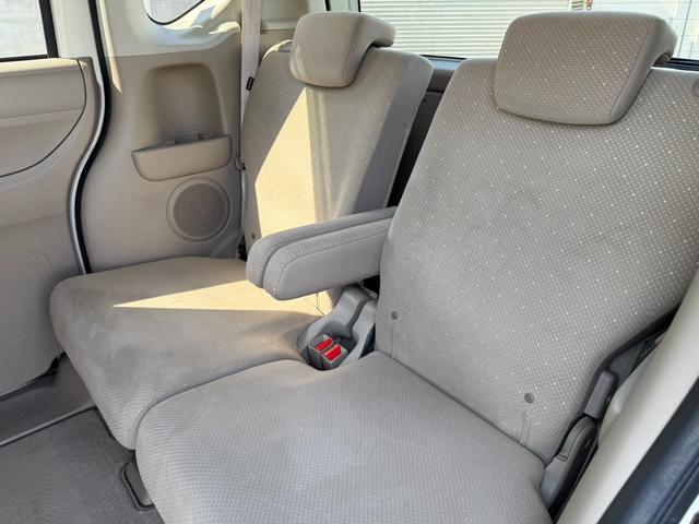 Ｎ－ＢＯＸ Ｇ・Ｌパッケージ　両側パワースライドドア　純正ナビ　バックカメラ　ステアリングリモコン　ＥＴＣ車載器　スマートキー　プッシュスタート　ダブルエアバッグ　ＡＢＳ　横滑り防止装置（16枚目）