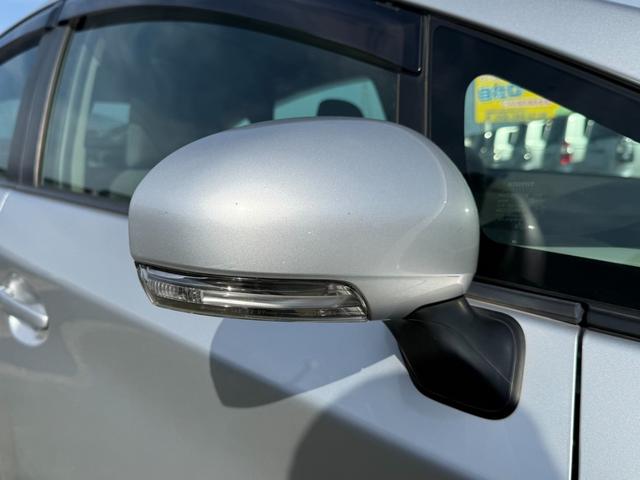 プリウス Ｓ　ハイブリッド　純正ＨＤＤナビ　バックカメラ　フロントカメラ　ワンセグテレビ　ＤＶＤビデオ　ＣＤ録音　ステアリングリモコン　ＥＴＣ車載器　スマートキー　プッシュスタート　８エアバッグ（50枚目）