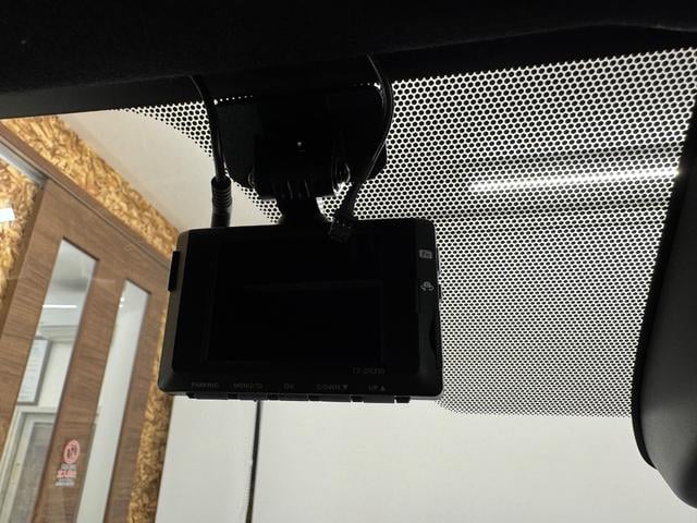 ヴォクシー ハイブリッドＳ－Ｇ　モデリスタエアロ／アルミ　ドライブレコーダー　バックカメラ　ナビ　ＴＶ　クリアランスソナー　オートクルーズコントロール　レーンアシスト　両側電動スライドドア　福祉車両　サイドリフトアップチルトシート（13枚目）