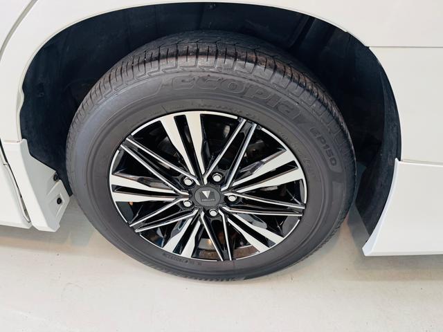 ヴォクシー ハイブリッドＳ－Ｇ　モデリスタエアロ／アルミ　ドライブレコーダー　バックカメラ　ナビ　ＴＶ　クリアランスソナー　オートクルーズコントロール　レーンアシスト　両側電動スライドドア　福祉車両　サイドリフトアップチルトシート（19枚目）