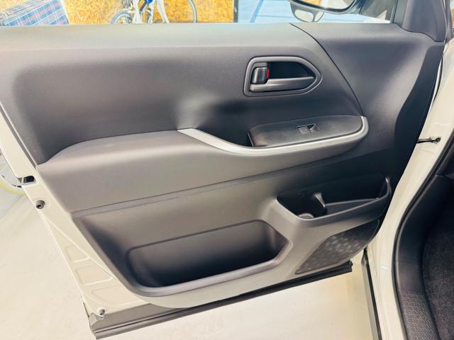 ヴォクシー ハイブリッドＳ－Ｇ　モデリスタエアロ／アルミ　ドライブレコーダー　バックカメラ　ナビ　ＴＶ　クリアランスソナー　オートクルーズコントロール　レーンアシスト　両側電動スライドドア　福祉車両　サイドリフトアップチルトシート（59枚目）