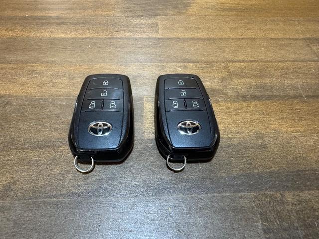 ヴォクシー ハイブリッドＳ－Ｇ　モデリスタエアロ／アルミ　ドライブレコーダー　バックカメラ　ナビ　ＴＶ　クリアランスソナー　オートクルーズコントロール　レーンアシスト　両側電動スライドドア　福祉車両　サイドリフトアップチルトシート（60枚目）