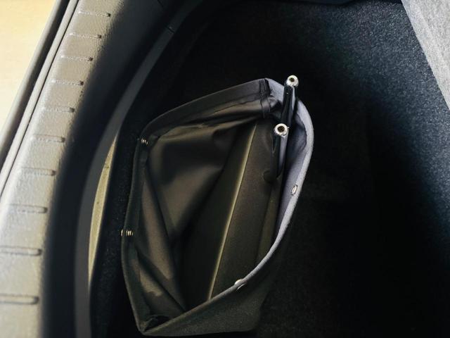 アルファードハイブリッド ＳＲ　３眼ＬＥＤライト　ドライブレコーダー　ＥＴＣ　バックカメラ　ナビ　ＴＶ　クリアランスソナー　オートクルーズコントロール　レーンアシスト　両側スライドドア　福祉車両　サイドリフトアップチルトシート（37枚目）