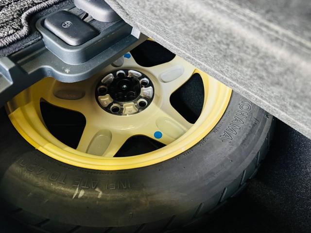 アルファードハイブリッド ＳＲ　３眼ＬＥＤライト　ドライブレコーダー　ＥＴＣ　バックカメラ　ナビ　ＴＶ　クリアランスソナー　オートクルーズコントロール　レーンアシスト　両側スライドドア　福祉車両　サイドリフトアップチルトシート（42枚目）