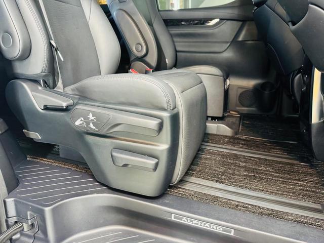 アルファードハイブリッド ＳＲ　３眼ＬＥＤライト　ドライブレコーダー　ＥＴＣ　バックカメラ　ナビ　ＴＶ　クリアランスソナー　オートクルーズコントロール　レーンアシスト　両側スライドドア　福祉車両　サイドリフトアップチルトシート（46枚目）