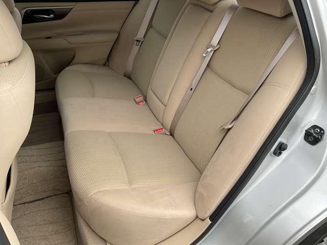 ティアナ ＸＬ　日産コネクトナビ　ＥＴＣ　社外ドラレコ前後　アラウンドビュー　横滑り防止装置　クルーズコントロール　インテリキー（17枚目）