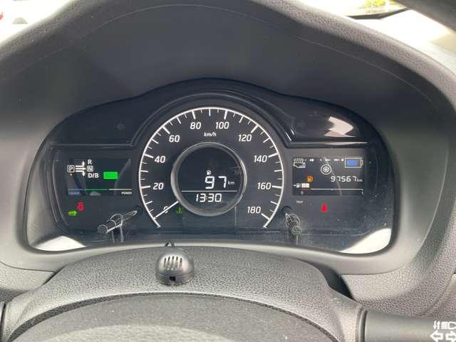 ノート ｅ－パワー　Ｘ　純正Ｍナビ　ＭＭ３１６Ｄ－Ｗ　ＥＴＣ　アラウンドビュ－　追突防止　横滑り防止装置　車線逸脱警報　１５インチ純正アルミ　ＬＥＤヘッドランプ　インテリキー　ナビ取付パッケージ（8枚目）