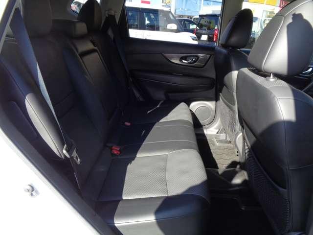 エクストレイル 2.0 20X エマージェンシーブレーキパッケージ 2列車 4WD(16枚目)