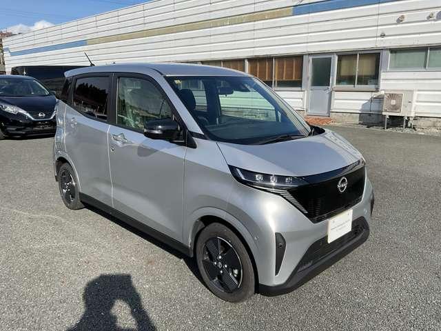 サクラ X 当社試乗車UP 純正9インチMナビ アラウンドビュー ETC2.0 ハンドルヒーター サイドエアバック 純正14インチアルミ(5枚目)