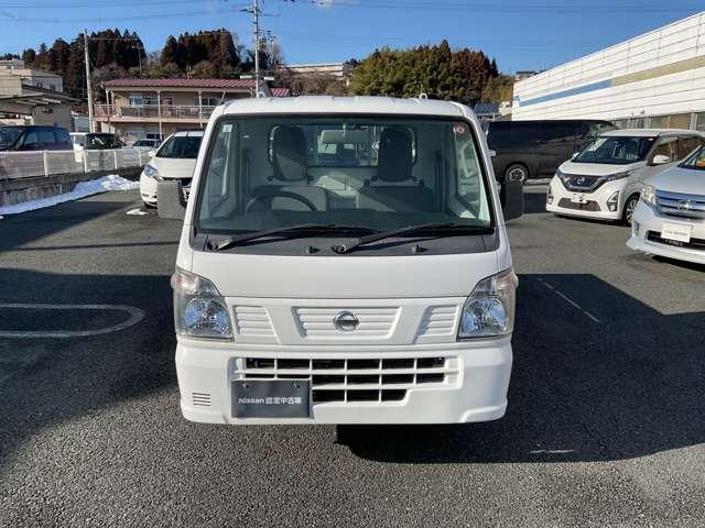 ＮＴ１００クリッパートラック ６６０　ＤＸ　４ＷＤ　オートマ　ＡＭ／ＦＭチューナ（2枚目）