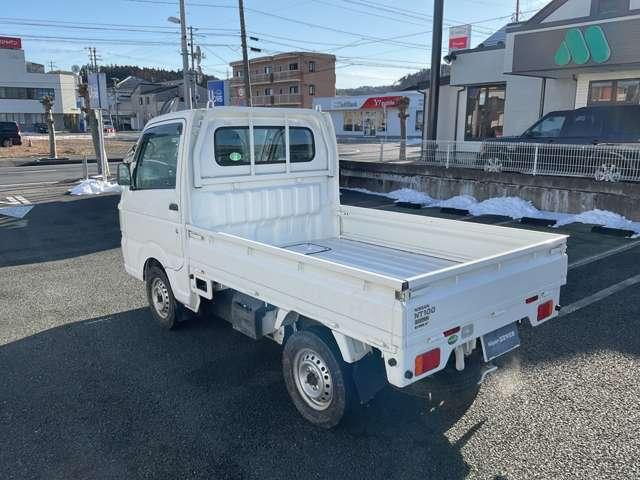 ＮＴ１００クリッパートラック ６６０　ＤＸ　４ＷＤ　オートマ　ＡＭ／ＦＭチューナ（6枚目）