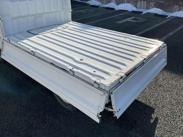 ＮＴ１００クリッパートラック ６６０　ＤＸ　４ＷＤ　オートマ　ＡＭ／ＦＭチューナ（15枚目）