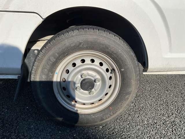 ＮＴ１００クリッパートラック ６６０　ＤＸ　４ＷＤ　オートマ　ＡＭ／ＦＭチューナ（18枚目）