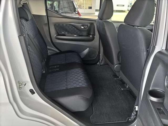 デイズ ６６０　ハイウェイスターＸ　２０２０年８月仕様向上後　禁煙　寒冷地仕様　運転席助手席シートヒーター　ケンウッドＭナビ　ＭＤＶ－Ｄ３１１Ｗ　アラウンドビュー　ナビパッケージ　ＳＯＳコール　純正１４インチアルミ（10枚目）