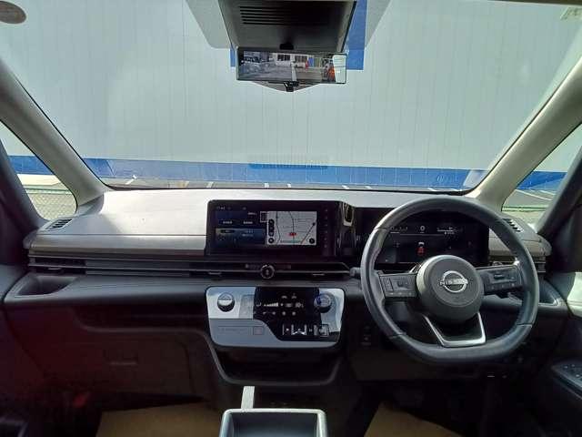 セレナ 2.0 ハイウェイスターV 弊社試乗車(4枚目)