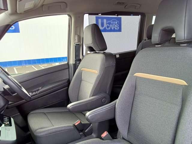 セレナ 2.0 ハイウェイスターV 弊社試乗車(9枚目)