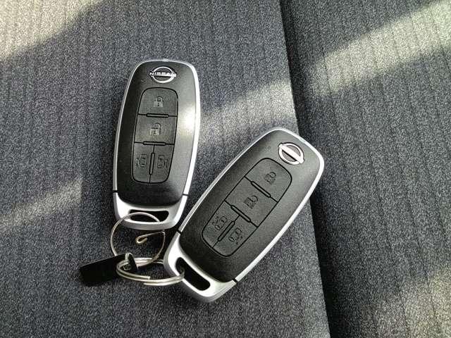 セレナ 2.0 ハイウェイスターV 弊社試乗車(17枚目)