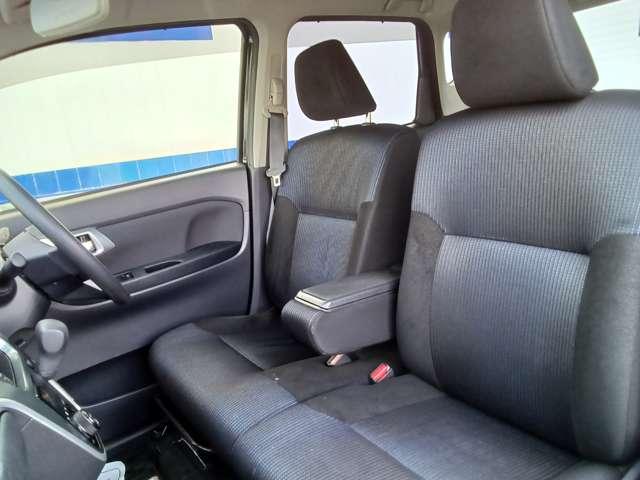 ムーヴ ６６０　カスタム　Ｘ　ＳＡＩＩ　純正ナビゲーション　バックカメラ付（9枚目）