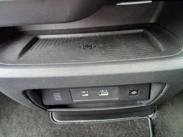 ���C�����X�[�d���t�r�a�d���\�P�b�g�i�^�C�v�`�t�����g�P�A�^�C�v�b�t�����g�P�Z�J���h�Q�T�[�h�Q�t���Ă��܂��B