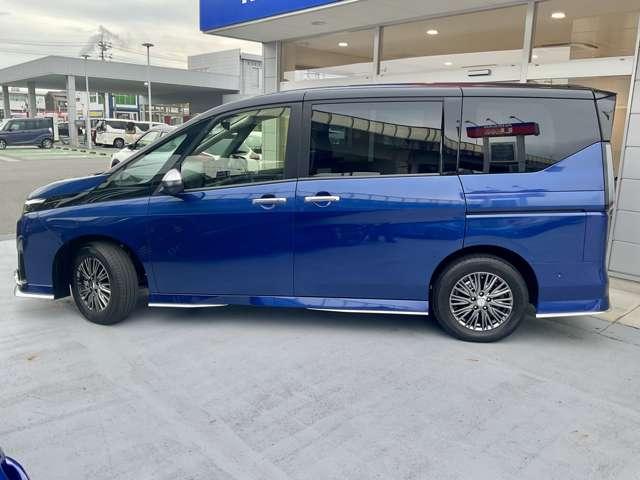 セレナ 1.4 e-4ORCE AUTECH 4WD 当社試乗車 プロパイロット シートヒーター(5枚目)