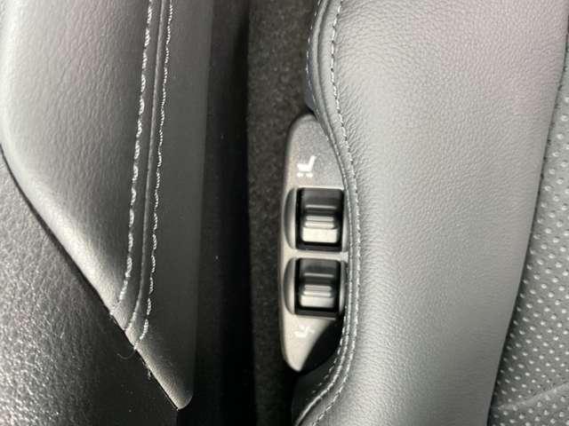 フェアレディZ 3.0 バージョン ST 雹被害車両 店頭販売限定車 車両確認必須(14枚目)