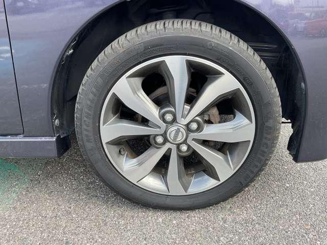 �P�T�T�^�T�T�q�P�T�C���`�^�C�����A���~�z�C������������Ă��܂��B