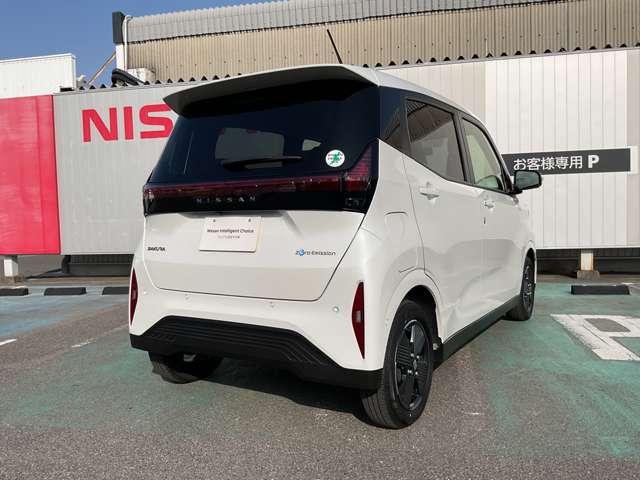 サクラ Ｘ　当社社用車ＵＰ　店頭販売限定車　電気自動車（2枚目）