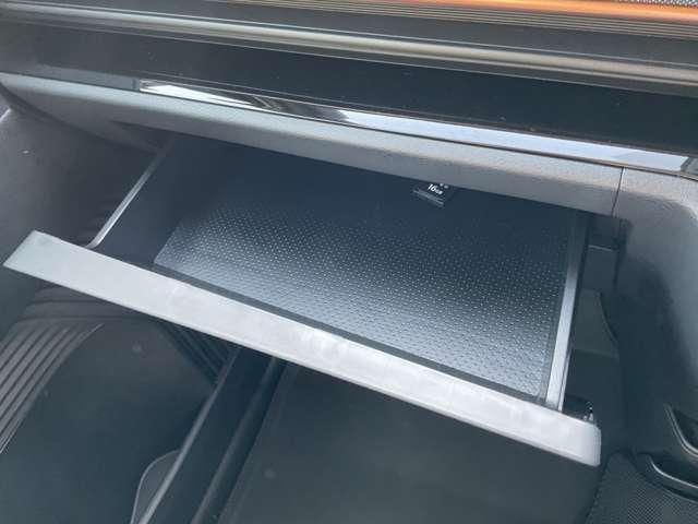 サクラ Ｘ　当社社用車ＵＰ　店頭販売限定車　電気自動車（11枚目）