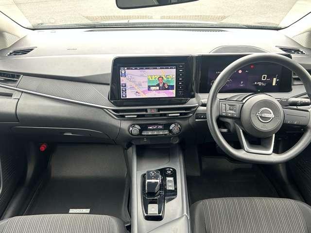 ノート １．２　Ｘ　社有車　禁煙車　純正ナビ　地デジフルセグ（4枚目）