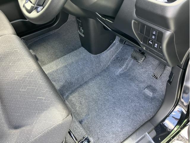 ワゴンＲ ＦＸ　４型（28枚目）