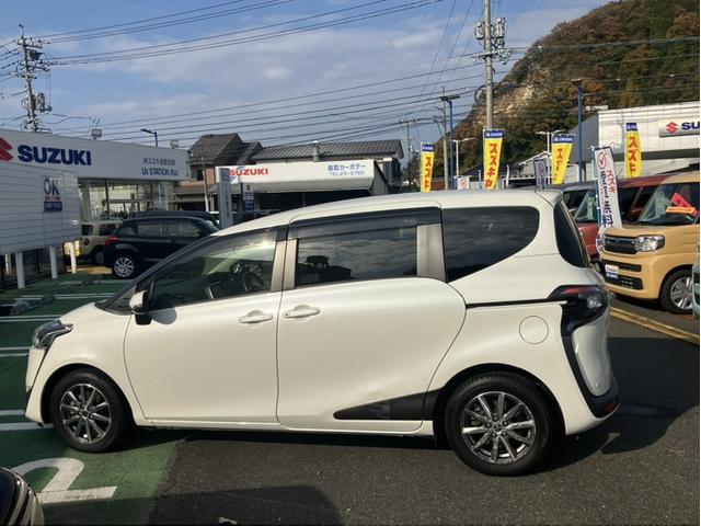 シエンタ Ｇ　４ＷＤ　ナビ　Ｂカメラ　ＥＴＣ　両側パワースライドドア（7枚目）