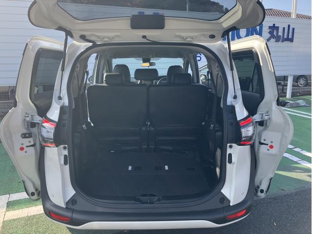 シエンタ Ｇ　４ＷＤ　ナビ　Ｂカメラ　ＥＴＣ　両側パワースライドドア（14枚目）