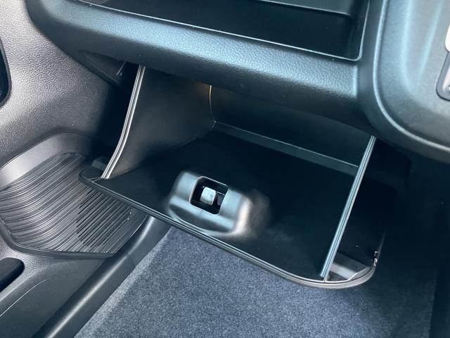 ハスラー ＨＹＢＲＩＤ　Ｘ　３型　衝突被害軽減システム　ＡＢＳ　４ＷＤ　キーレスエントリー　ＡＷ　運転席エアバッグ　エアコン　パワーステアリング　パワーウインドウ（14枚目）