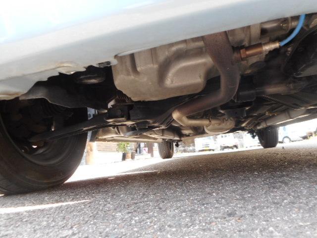 ココアプラスX ドラレコ スマートキー 革調シートカバー ナビTV CVT 衝突安全ボディ 盗難防止システム アイドリングストップ ルーフレール CD アームレスト(44枚目)