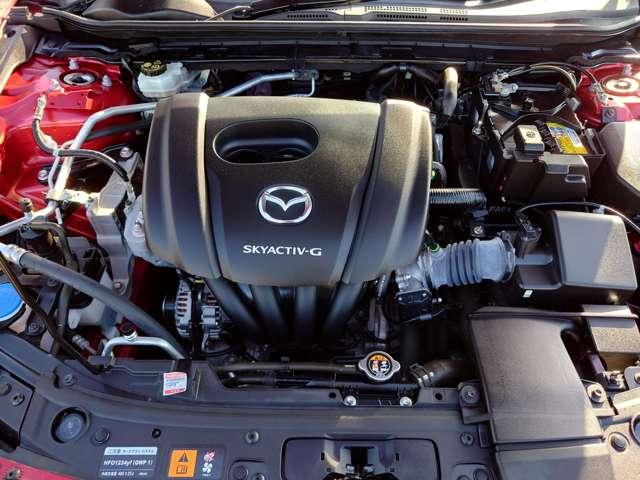 ＭＡＺＤＡ３ファストバック １．５　１５Ｓ　ツーリング　フルセグテレビ　アダプティブクルーズ　ワンオーナ　コーナーセンサー　ＤＶＤ　ＵＳＢ接続　ＬＥＤヘッド　横滑り防止システム　イモビ　エアコン　アルミホイール　カーテンエアバッグ　メモリナビ　キーレスゴー（15枚目）