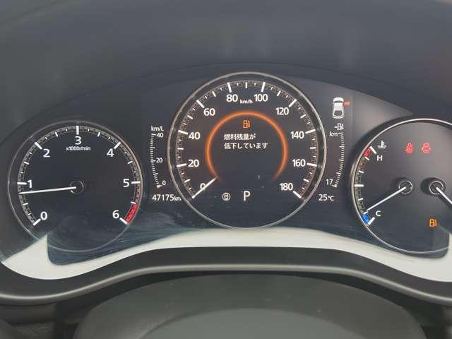 ＭＡＺＤＡ３ファストバック １．８　ＸＤ　プロアクティブ　ツーリング　セレクション　ディ　Ｐシート　誤発進抑制　レーダークルーズコントロール　ＬＥＤヘッドライト　インテリキー　ＤＶＤ　ワンオーナー　ナビＴＶ　ＵＳＢ　シートヒーター　横滑り防止システム　バックモニター　ＰＳ　ＡＵＸ　ターボ（8枚目）