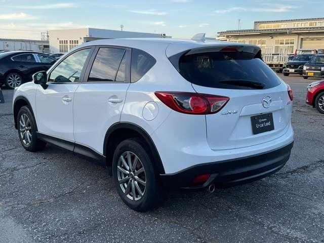 CX-5 2.0 20S サイドエアバック パワーウィンドウ ETC車載器 ミュージックプレイヤー接続可 アルミ Bカメ オートエアコン スマキー アイストップ メモリーナビ ナビテレビ 盗難防止システム 地デジTV キーレス(4枚目)