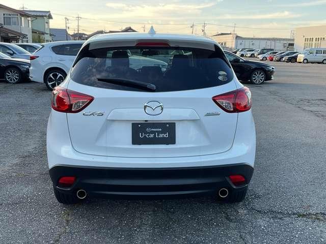 CX-5 2.0 20S サイドエアバック パワーウィンドウ ETC車載器 ミュージックプレイヤー接続可 アルミ Bカメ オートエアコン スマキー アイストップ メモリーナビ ナビテレビ 盗難防止システム 地デジTV キーレス(5枚目)