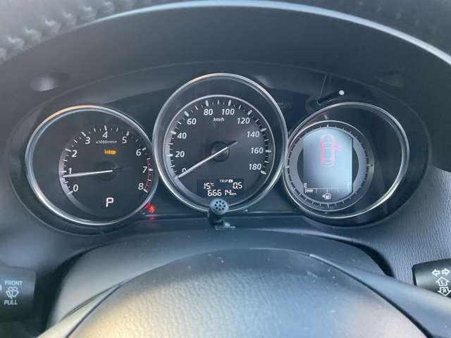 CX-5 2.0 20S サイドエアバック パワーウィンドウ ETC車載器 ミュージックプレイヤー接続可 アルミ Bカメ オートエアコン スマキー アイストップ メモリーナビ ナビテレビ 盗難防止システム 地デジTV キーレス(8枚目)