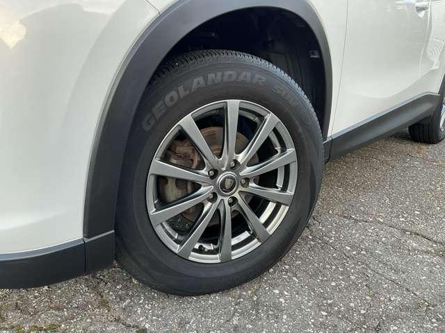 CX-5 2.0 20S サイドエアバック パワーウィンドウ ETC車載器 ミュージックプレイヤー接続可 アルミ Bカメ オートエアコン スマキー アイストップ メモリーナビ ナビテレビ 盗難防止システム 地デジTV キーレス(18枚目)