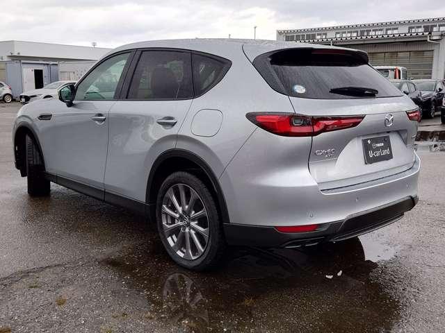 CX-60 2.5 25S Lパッケージ 4WD 試乗車UP ACC LEDライト ナビTV 本革 禁煙 パワーシート 衝突軽減 アルミホイール USB 4WD メモリナビ アイドリングストップ 横滑り防止装置 コーナーソナー Bluetooth接続(4枚目)
