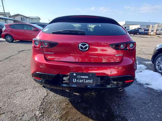 ＭＡＺＤＡ３ファストバック １．５　１５Ｓ　レザー　ツーリング　セレクション　（ブラック　試乗車ＵＰ　電動シート　全方位モニター（5枚目）